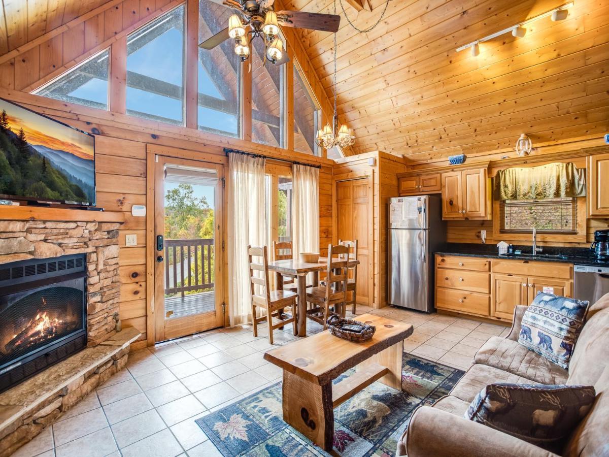 Villa Saddle Ridge à Gatlinburg Extérieur photo
