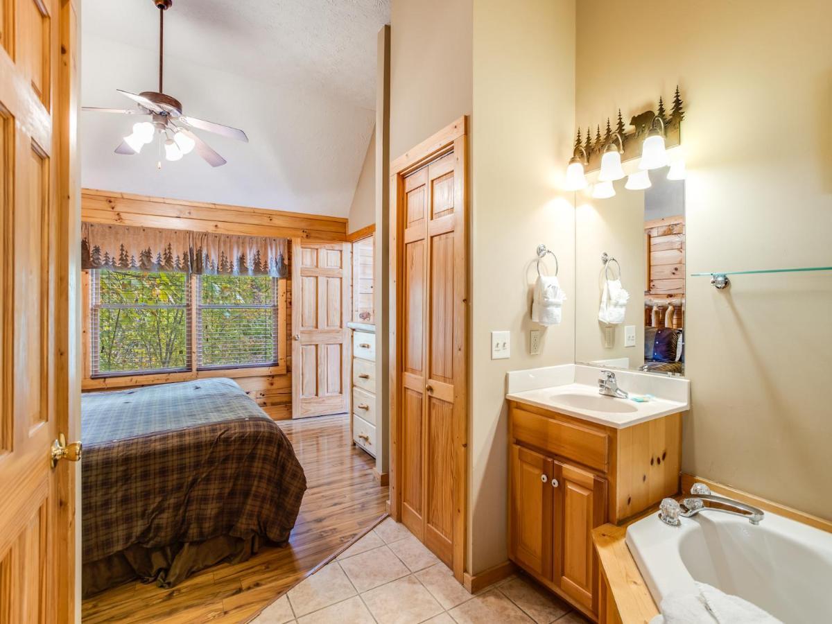 Villa Saddle Ridge à Gatlinburg Extérieur photo