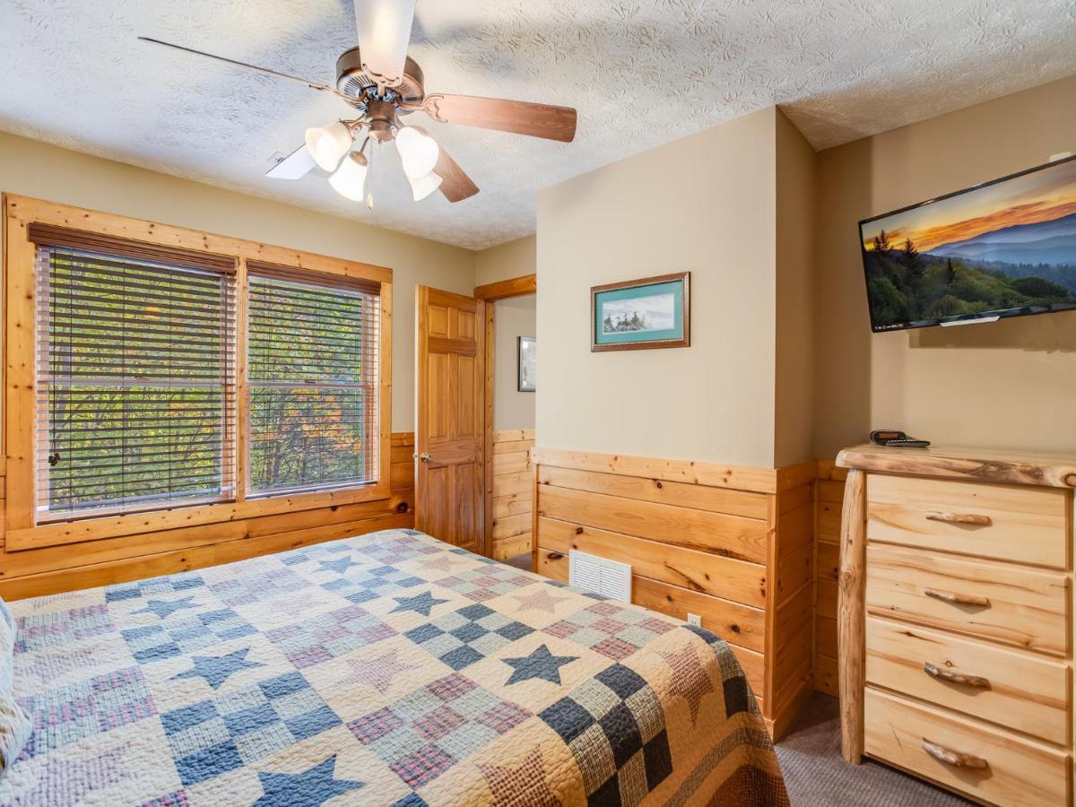 Villa Saddle Ridge à Gatlinburg Extérieur photo